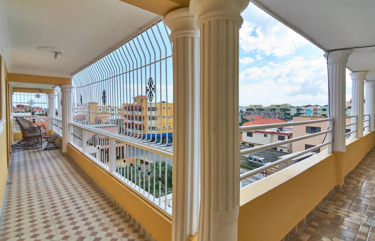 Bnb Tropical Island Aparthotel - Corales Del Sur - Santo Domingo Este Ngoại thất bức ảnh